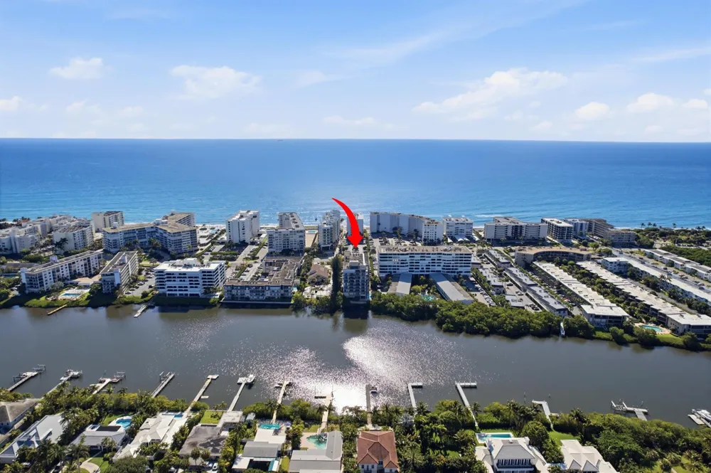 3581 S Ocean Boulevard #Apt 4e South Palm Beach, FL 33480