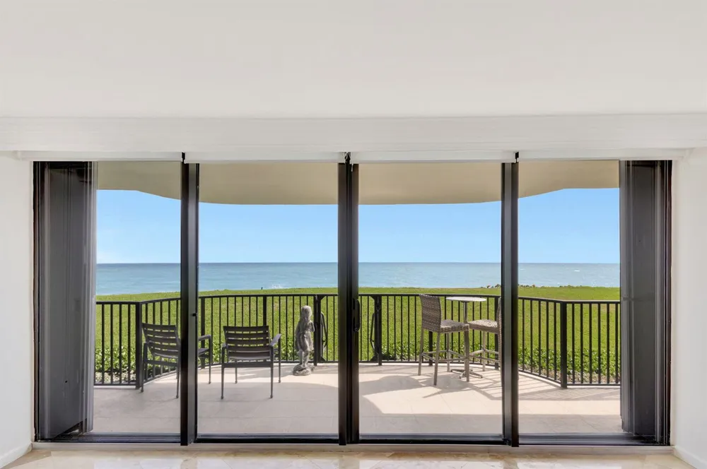 400 Beach Road #103 Tequesta, FL 33469