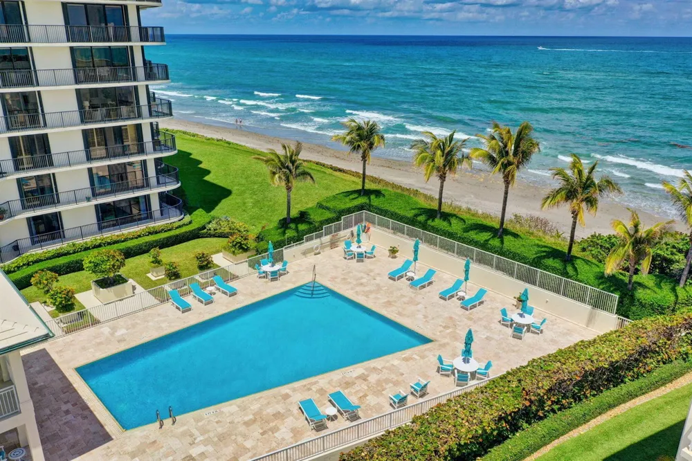 400 Beach Road #103 Tequesta, FL 33469