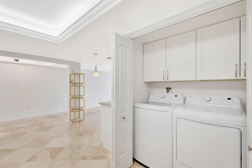 400 Beach Road #103 Tequesta, FL 33469