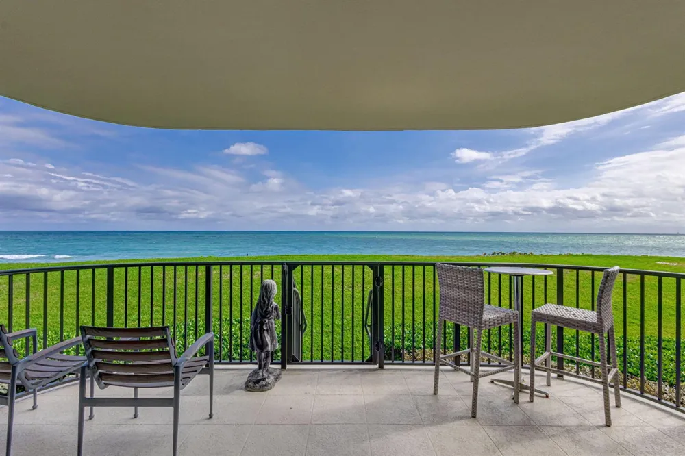 400 Beach Road #103 Tequesta, FL 33469
