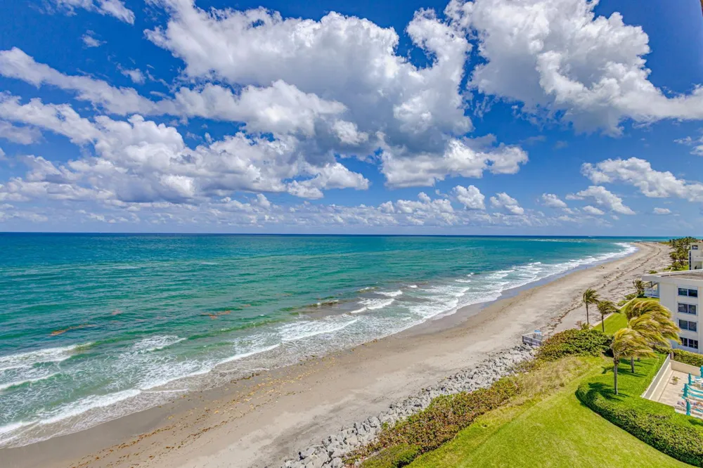 400 Beach Road #103 Tequesta, FL 33469
