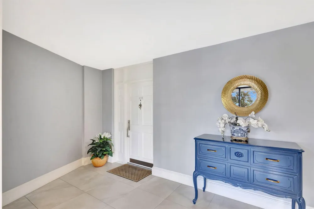 400 Beach Road #103 Tequesta, FL 33469