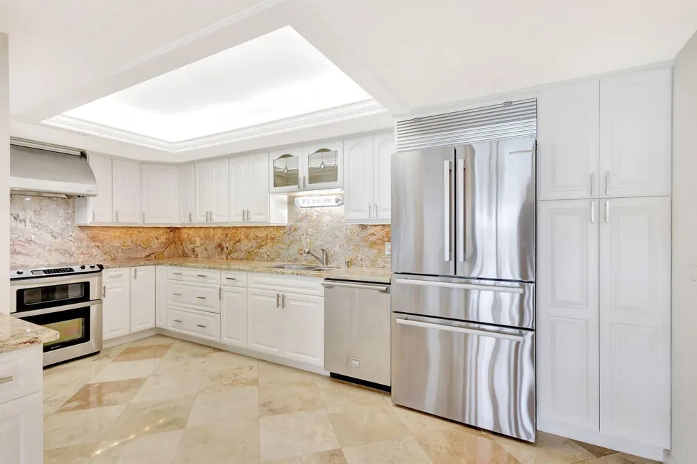400 Beach Road #103 Tequesta, FL 33469