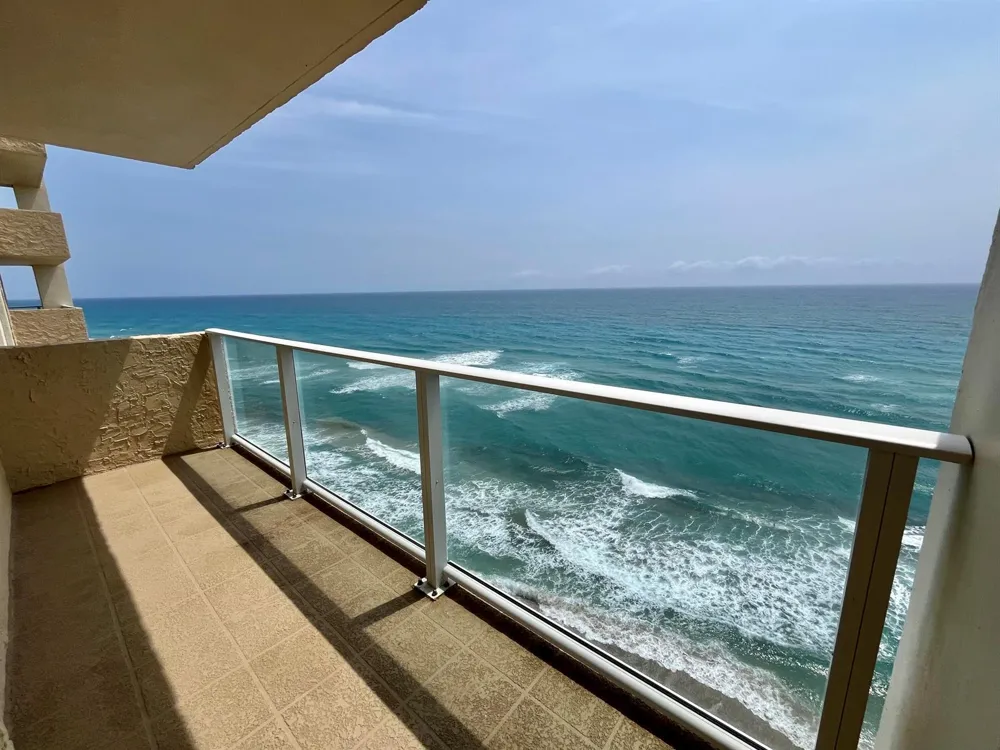 5440 Ocean Drive #1107 Singer Island, FL 33404