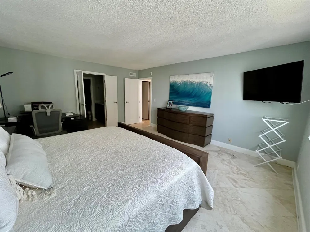 5440 Ocean Drive #1107 Singer Island, FL 33404