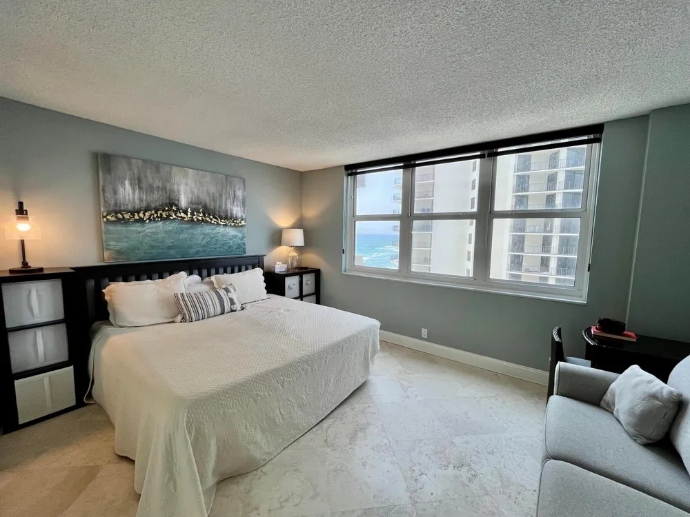 5440 Ocean Drive #1107 Singer Island, FL 33404