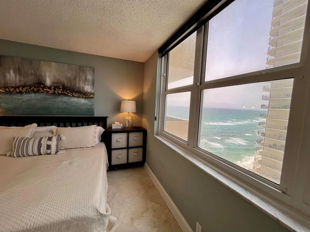 5440 Ocean Drive #1107 Singer Island, FL 33404