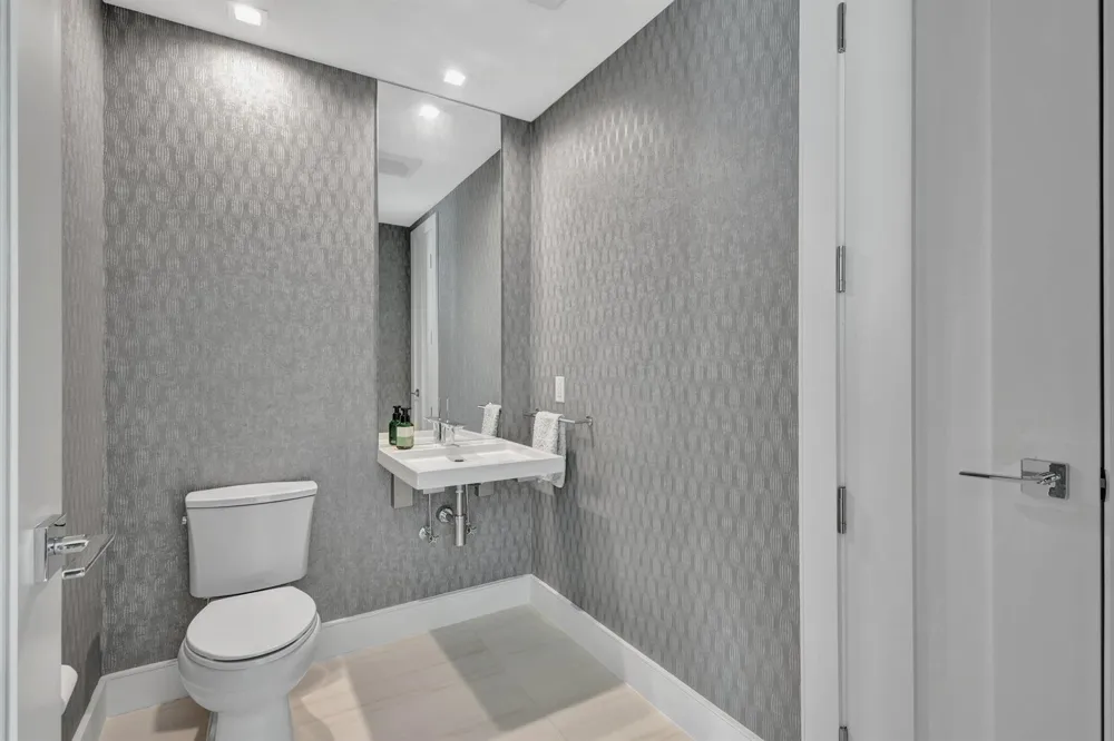 3730 Ocean Drive #12c Singer Island, FL 33404