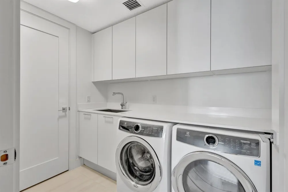 3730 Ocean Drive #12c Singer Island, FL 33404