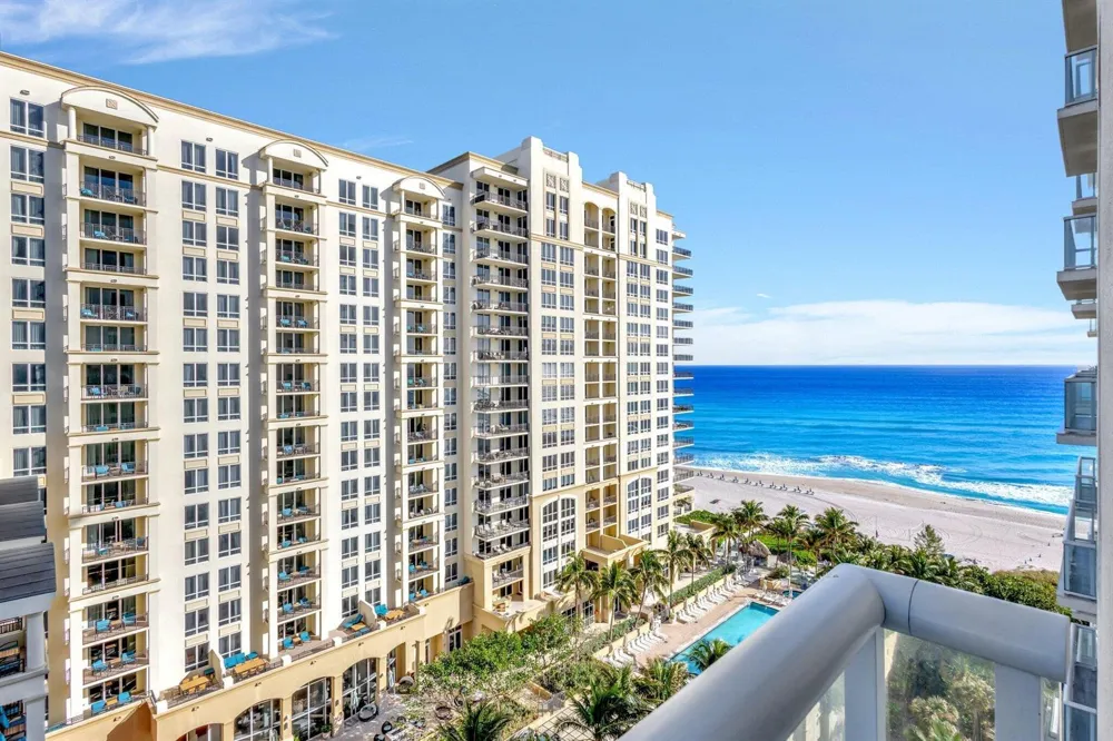 3730 Ocean Drive #12c Singer Island, FL 33404