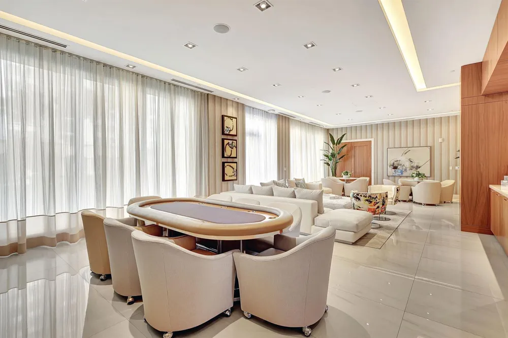 3730 Ocean Drive #12c Singer Island, FL 33404