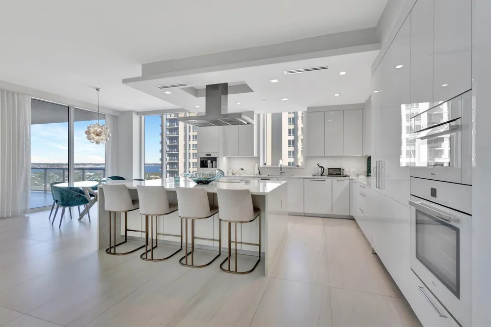 3730 Ocean Drive #12c Singer Island, FL 33404