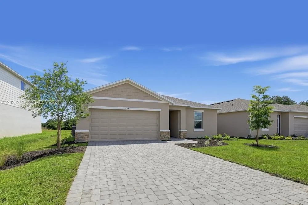 6754 Equinox Lane North Fort Myers, FL 33917