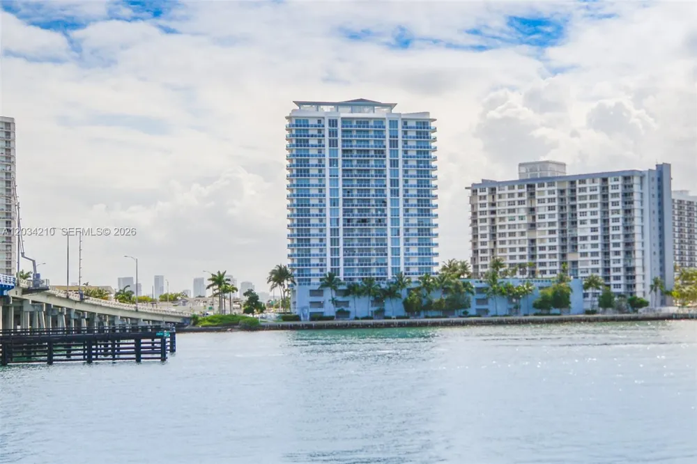 1881 79th St Cswy #2004 North Bay Village, FL 33141