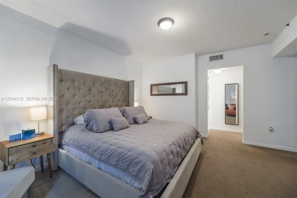 1881 79th St Cswy #2004 North Bay Village, FL 33141
