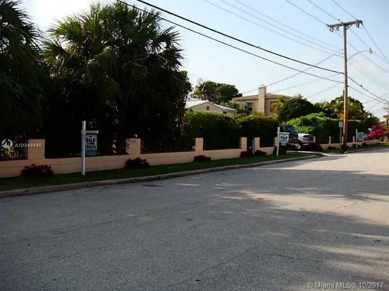 9324 Abbott Avenue Surfside, FL 33154