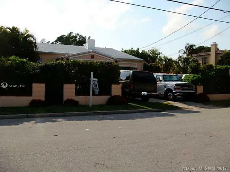 9324 Abbott Avenue Surfside, FL 33154