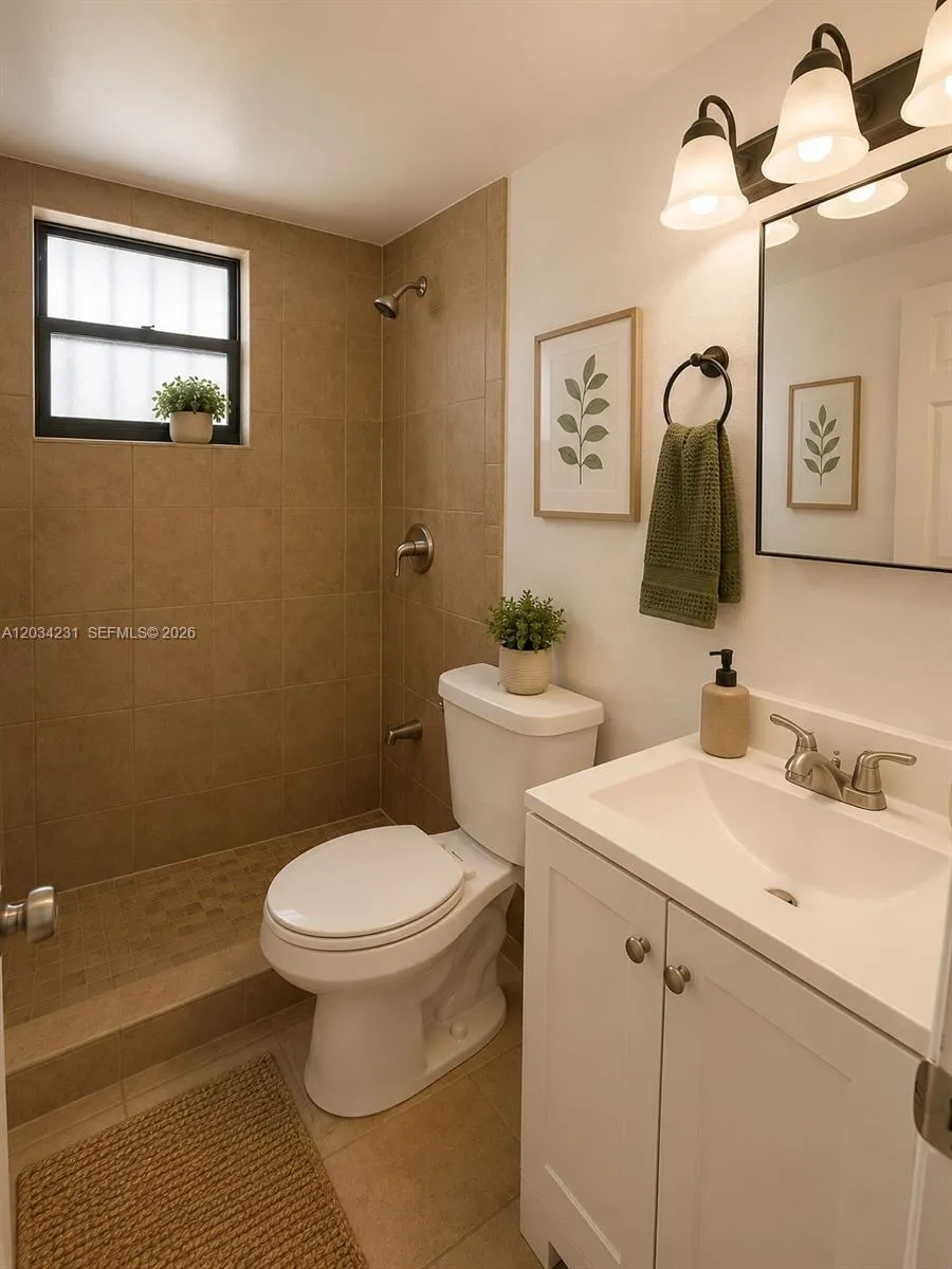 2775 W 61st St #102 Hialeah, FL 33016