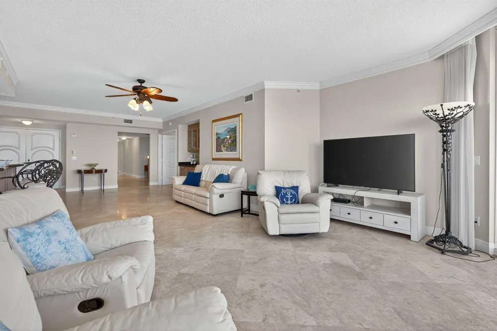 700 Ocean Royale Way #Ph 3 Juno Beach, FL 33408