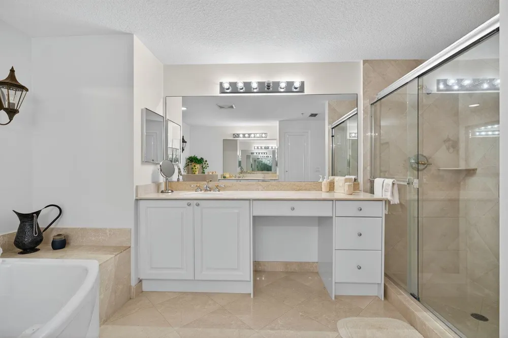 700 Ocean Royale Way #Ph 3 Juno Beach, FL 33408
