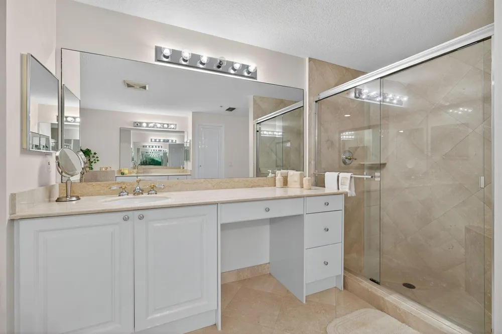 700 Ocean Royale Way #Ph 3 Juno Beach, FL 33408
