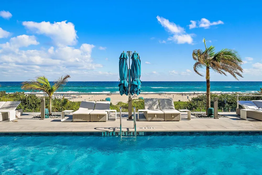 3730 Ocean Drive #9d Singer Island, FL 33404