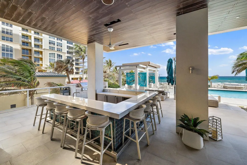 3730 Ocean Drive #9d Singer Island, FL 33404