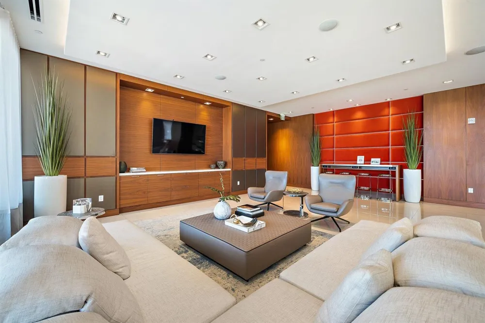 3730 Ocean Drive #9d Singer Island, FL 33404