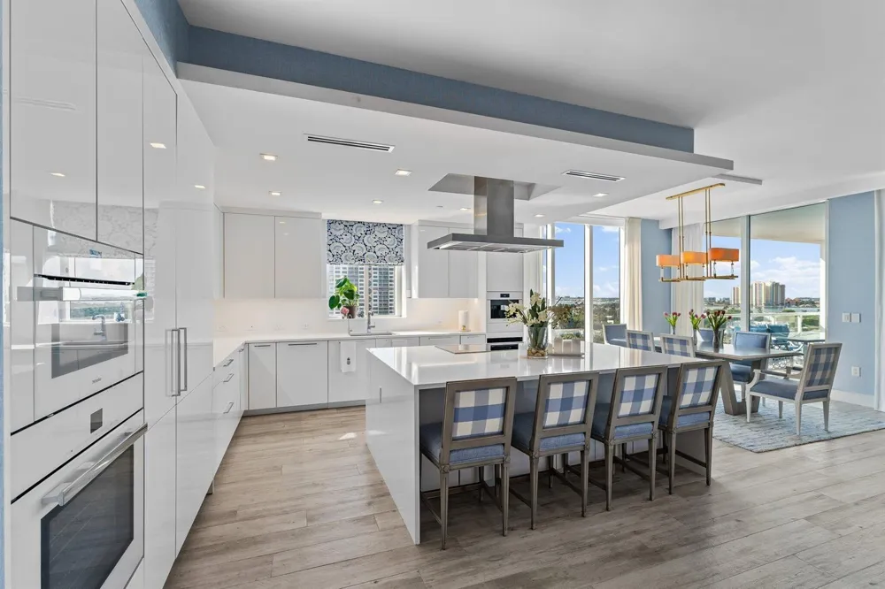 3730 Ocean Drive #9d Singer Island, FL 33404
