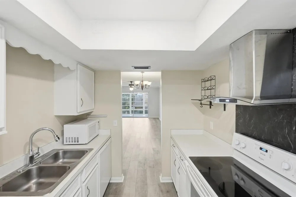 1166 6th Avenue #B8 Vero Beach, FL 32960