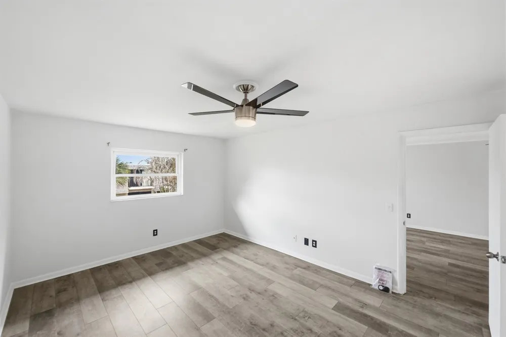 1166 6th Avenue #B8 Vero Beach, FL 32960