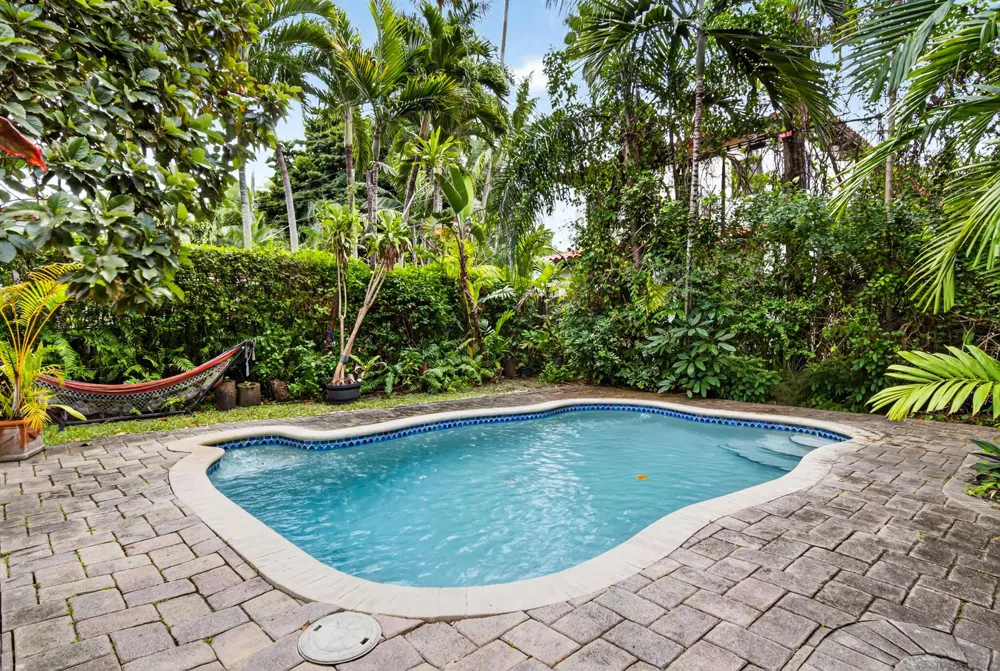 320 San Sebastian Avenue Coral Gables, FL 33134
