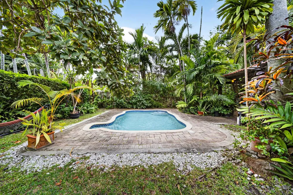 320 San Sebastian Avenue Coral Gables, FL 33134