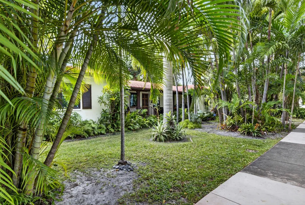 320 San Sebastian Avenue Coral Gables, FL 33134