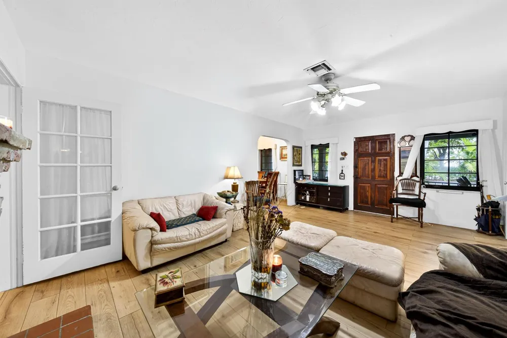 320 San Sebastian Avenue Coral Gables, FL 33134