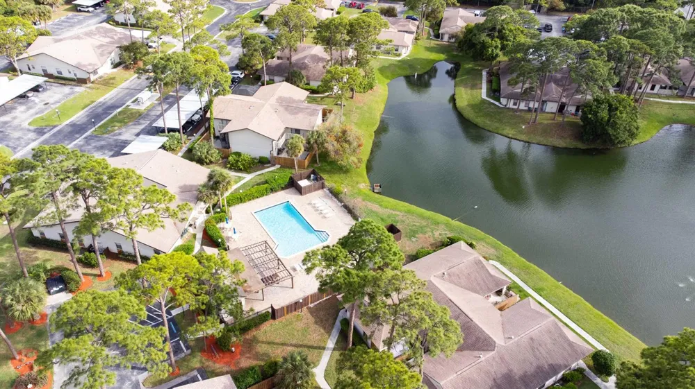 2811 Stoneway Lane #B Fort Pierce, FL 34982