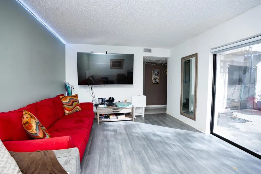 2811 Stoneway Lane #B Fort Pierce, FL 34982