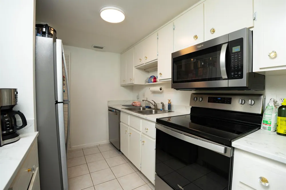 2811 Stoneway Lane #B Fort Pierce, FL 34982