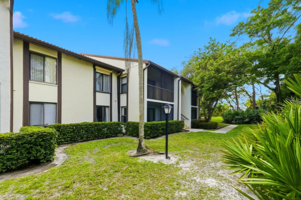 2702 SW Matheson Avenue #113-f1 Palm City, FL 34990