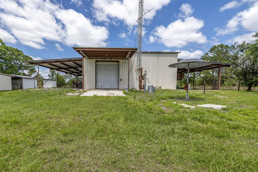 21216 Glades Cut Off Road Port St. Lucie, FL 34987