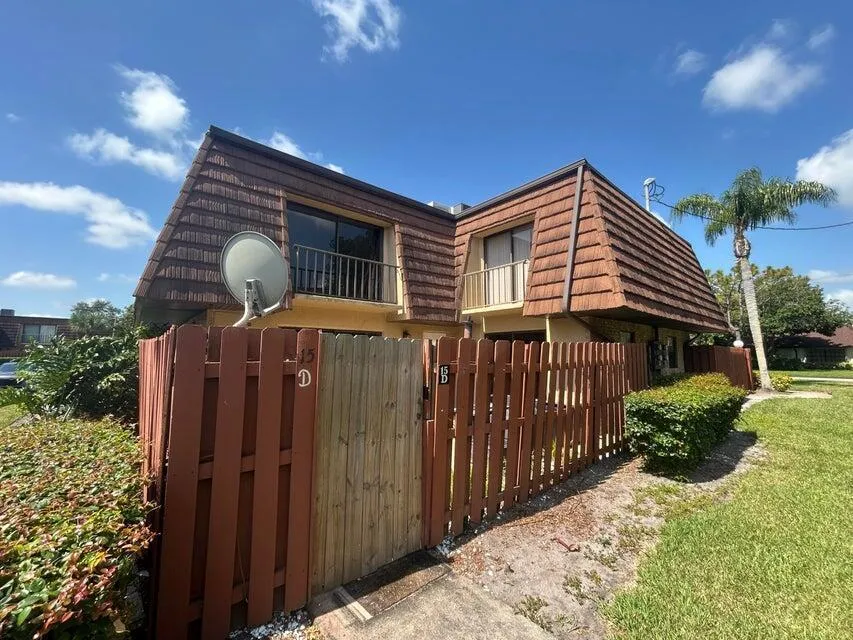 1402 Nebraska #15d Fort Pierce, FL 34950