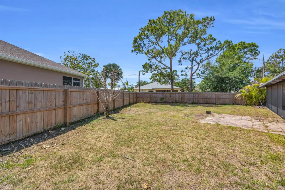 497 Melrose Lane Sebastian, FL 32958