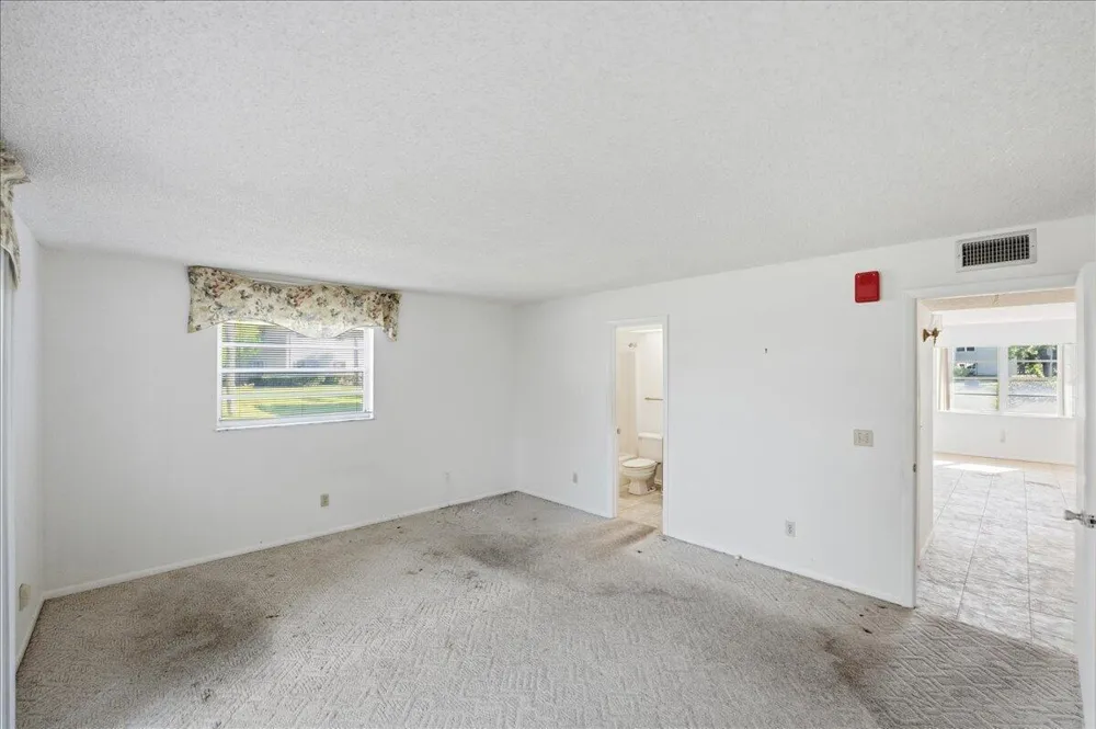 28 Lake Vista Trail #105 Port St. Lucie, FL 34952