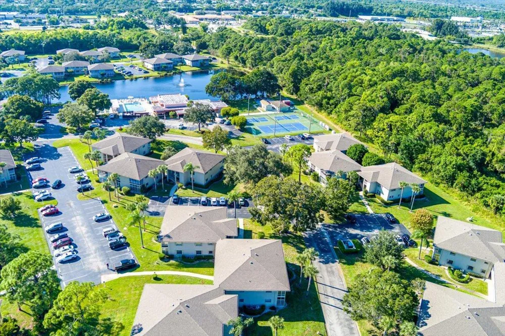 28 Lake Vista Trail #105 Port St. Lucie, FL 34952