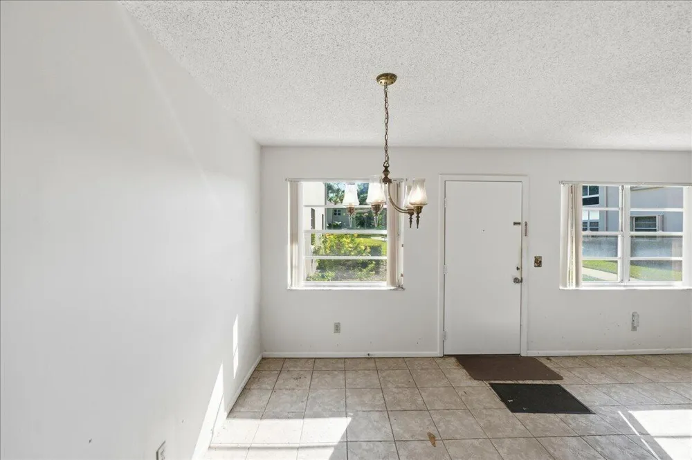 28 Lake Vista Trail #105 Port St. Lucie, FL 34952