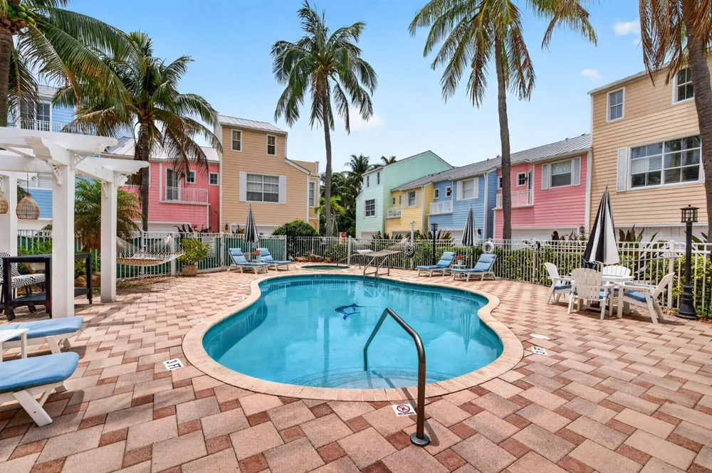 2860 Marina Circle Lighthouse Point, FL 33064