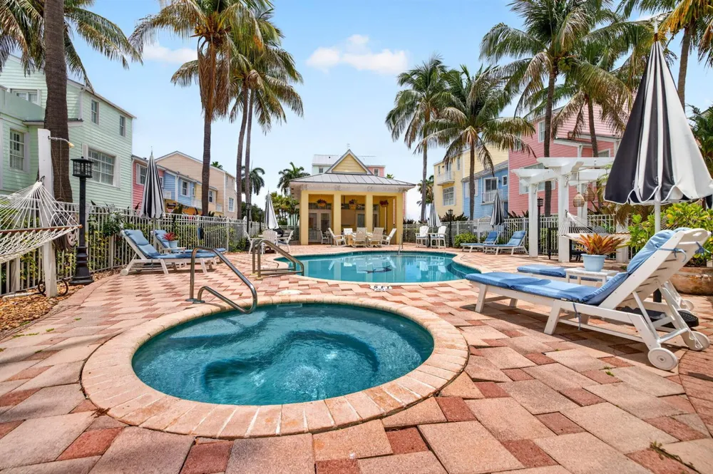 2860 Marina Circle Lighthouse Point, FL 33064