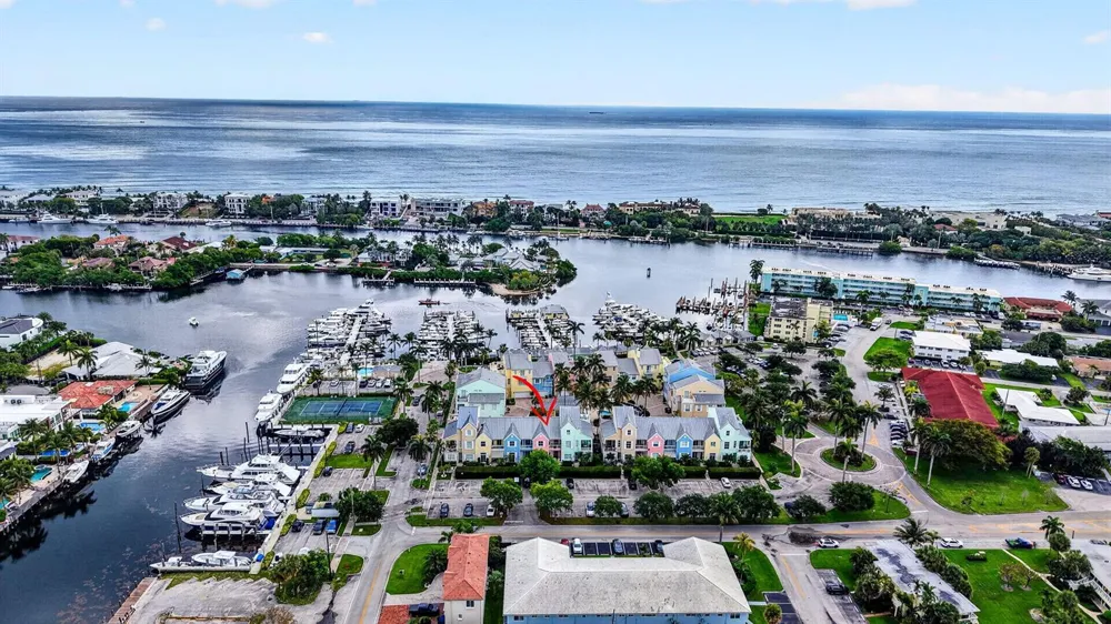 2860 Marina Circle Lighthouse Point, FL 33064