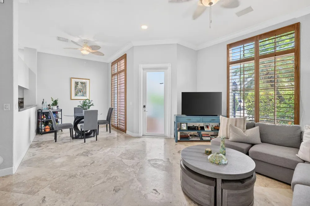 2860 Marina Circle Lighthouse Point, FL 33064